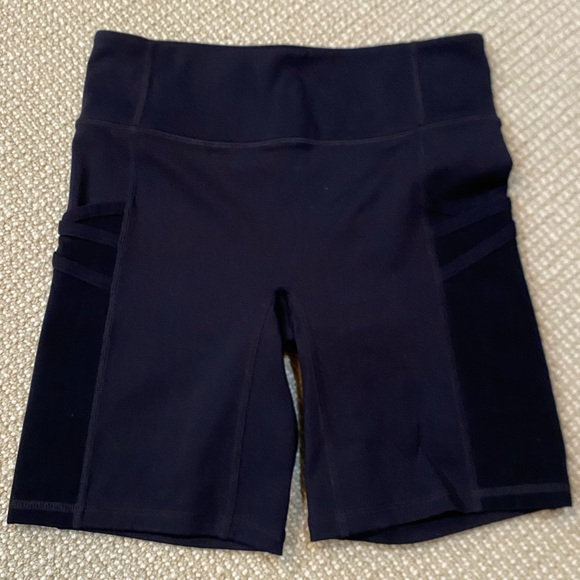 Trinity Motion365 Mid-Rise 9” Short - Picture 3 of 5